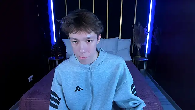 MarkBranston live sex cam