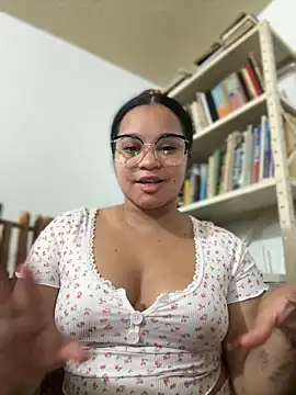 Lucy_wilson5's cam snapshot