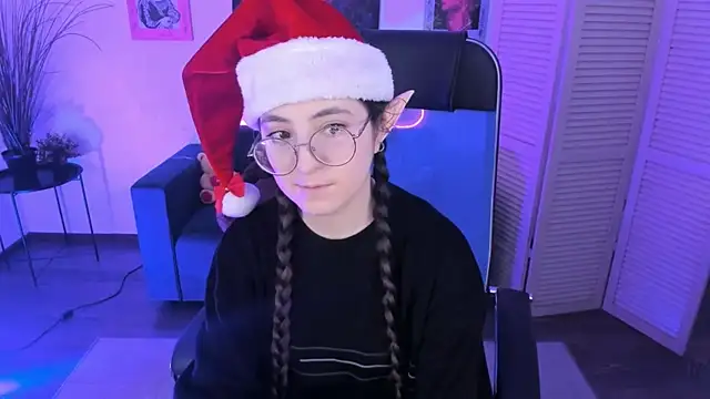 VirtuallVoyant live sex cam