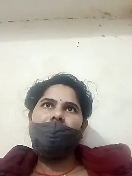 JULEE-740's cam snapshot