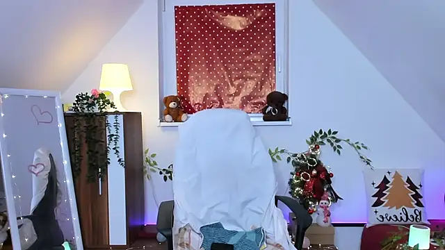 naughtymilane's cam snapshot