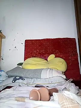 July-Asian's cam snapshot