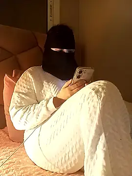 LONA-_-'s cam snapshot