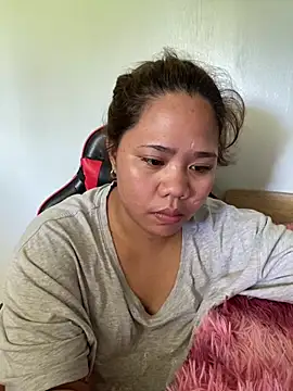 LovelyTits4Daddy's cam snapshot