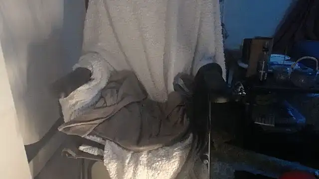 P4RtYBOII92's cam snapshot