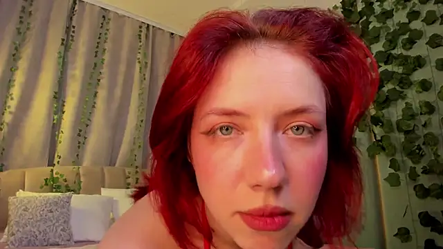 Love_is_Lola live sex cam