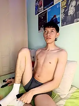 heyy_noah11 live sex cam