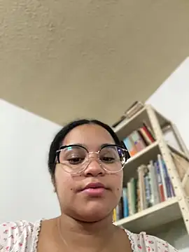 Lucy_wilson5's cam snapshot