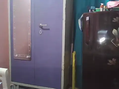 Hot-shanvi live sex cam