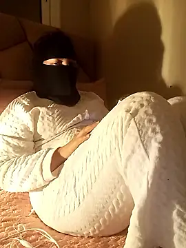 LONA-_-'s cam snapshot