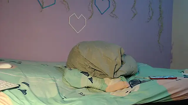 Dante_Bear_'s cam snapshot