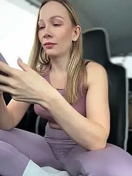 LavenderHot live sex cam