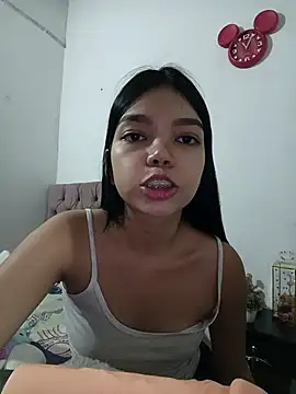 shy_luna18 live sex cam