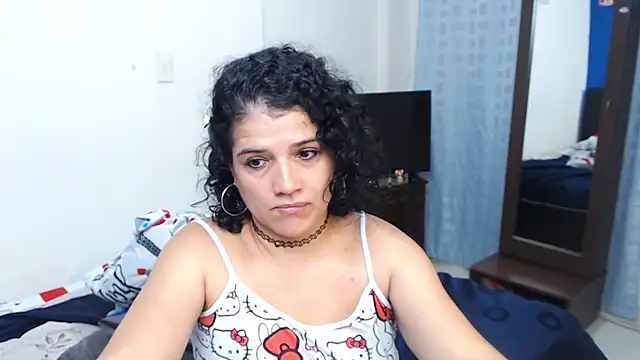 GlendaStarx live sex cam