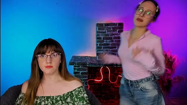 mona_cloud's cam snapshot