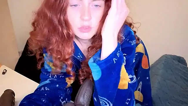 ENGLISHEMILY_69's cam snapshot