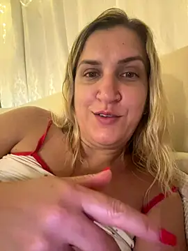 Bia_sexynovaes's cam snapshot