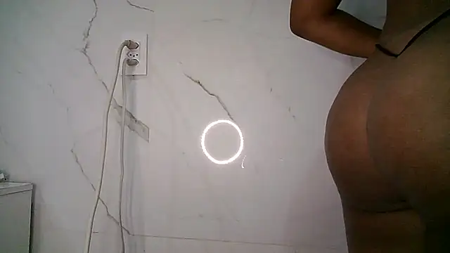 misticamey's cam snapshot