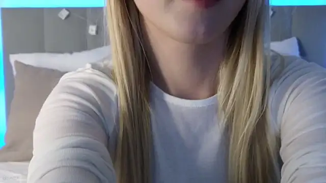 adele_armass's cam snapshot