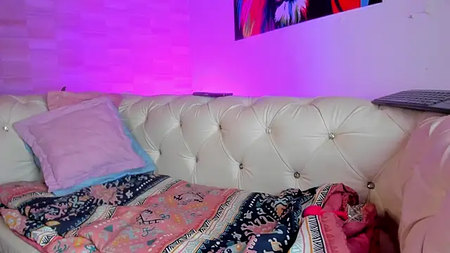 Luci_Ramirez's cam snapshot