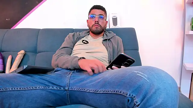 DanteWinter live sex cam