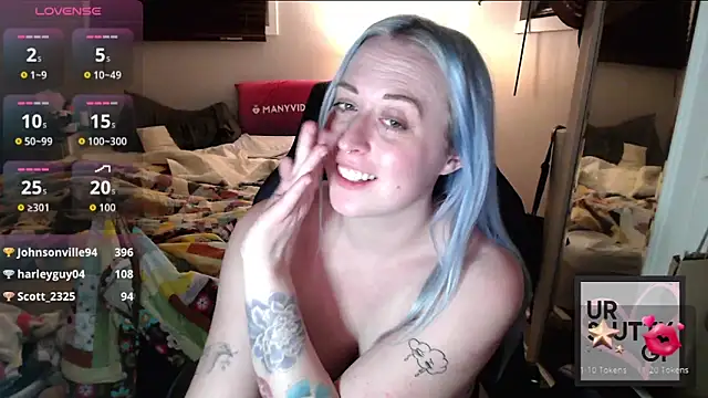 ursluttygf's cam snapshot