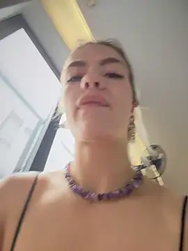 -Sexy_Barbie-'s cam snapshot