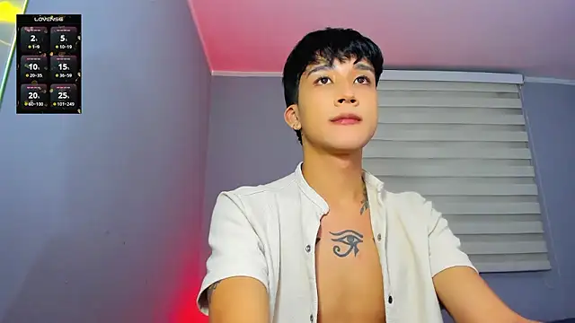 tom_Howard live sex cam