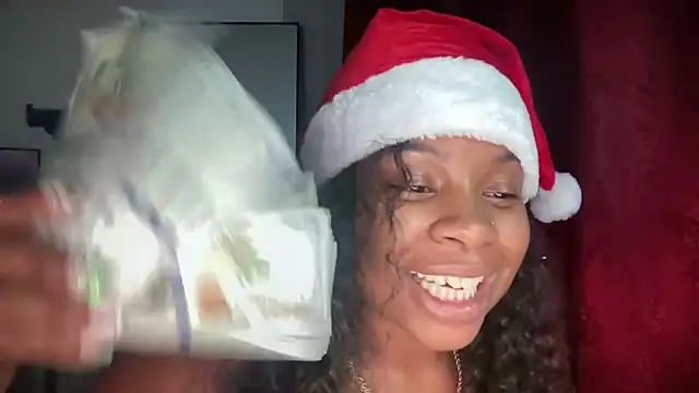 miamiworld's cam snapshot