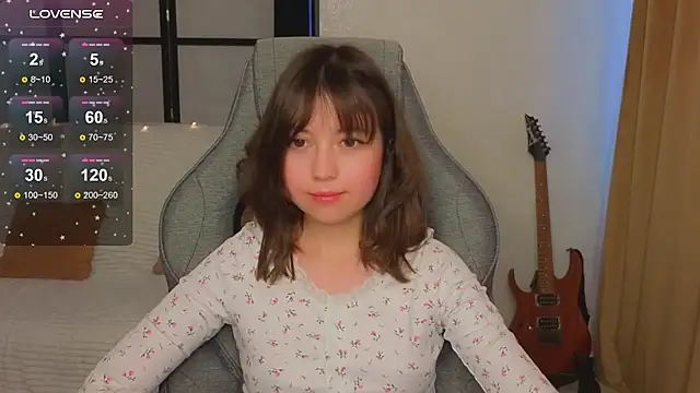 Lina_Brownie's cam snapshot