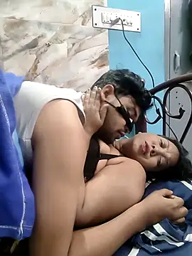 hornyzinia123's cam snapshot