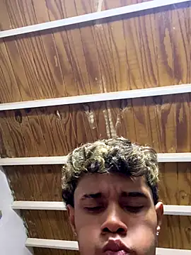 meliodas_23cm live sex cam