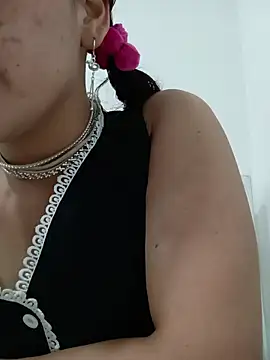 Fox_Roxxan's cam snapshot