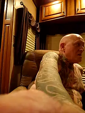 btmblaze live sex cam