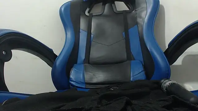 sinay024's cam snapshot