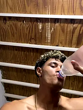 meliodas_23cm live sex cam