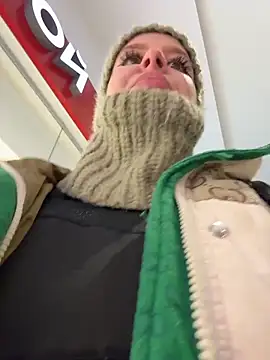 LikaCat's cam snapshot