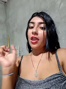 Sweed-virgin-pussy live sex cam
