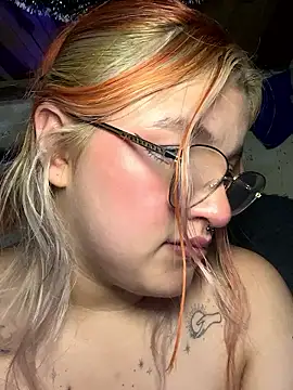 Sophia_Weest99's cam snapshot