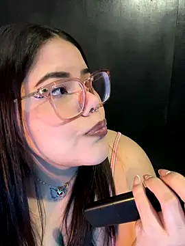 GabrielleMarsh1's cam snapshot