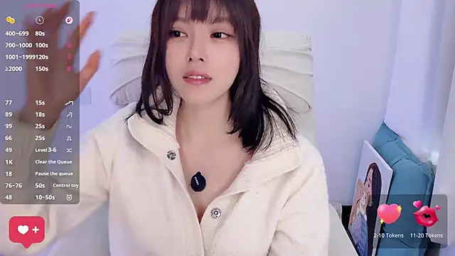 peachy_kiss's cam snapshot