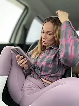 LavenderHot live sex cam