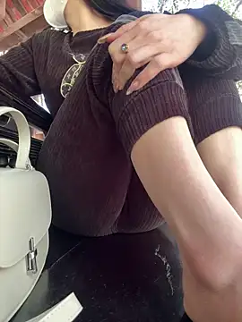 Meii-meyy live sex cam