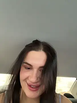 MiraReach live sex cam