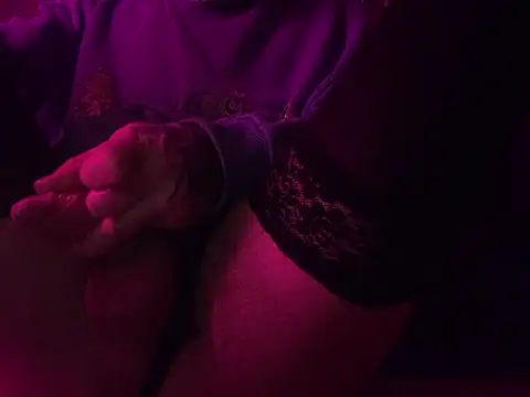 slightlycuriouss's cam snapshot