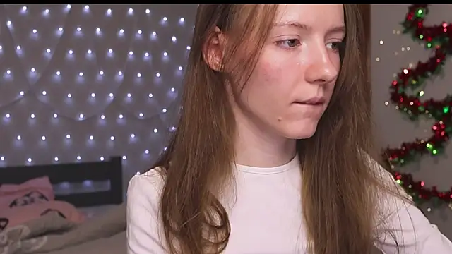 Why_me_stella's cam snapshot