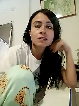 reme_ark23's cam snapshot