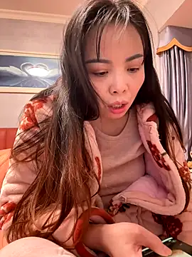 chick-888's cam snapshot