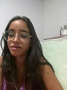 loirinhaaa's cam snapshot