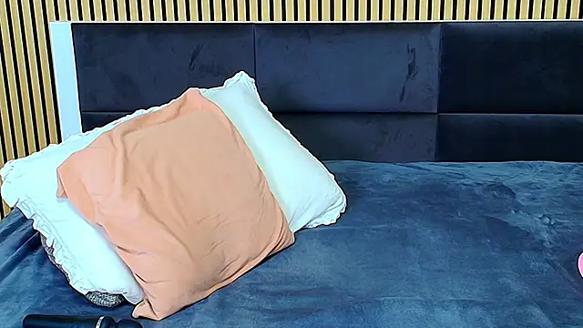 SweetTaya33's cam snapshot